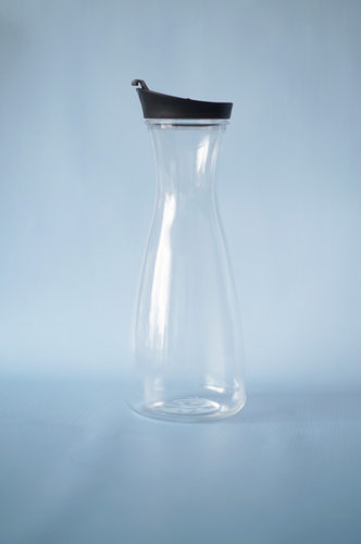 JARRA PLASTICA GRANDE