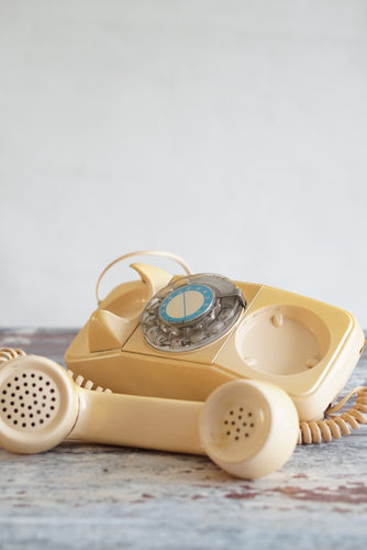 TELEFONO ANTIGUO AMARILLO