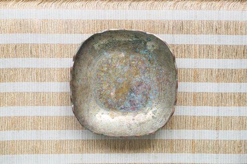 BANDEJA METALICA MEDIANA CUADRADA DISEÑO