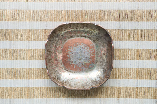 BANDEJA METALICA PEQUEÑA DISEÑO