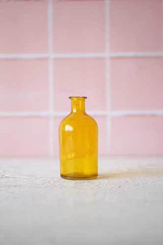 BOTELLA VIDRIO PEQUEÑA DISEÑO AMARILLA