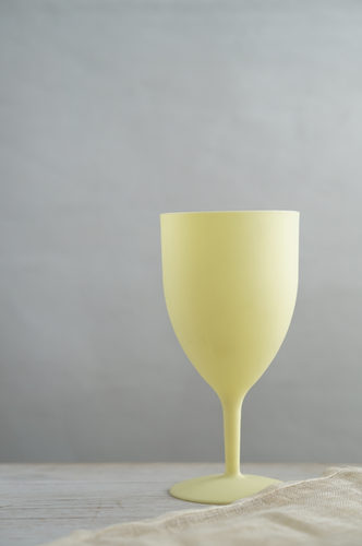 COPA PLASTICO GRANDE AMARILLO