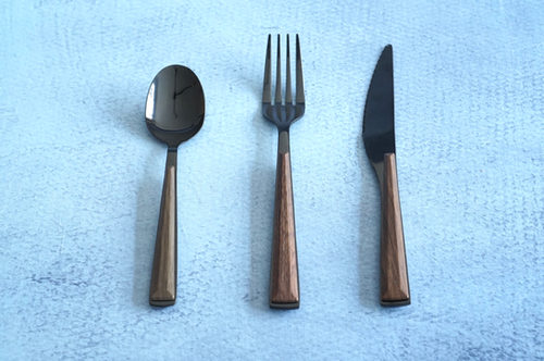 CUBIERTOS MESA DISEÑO