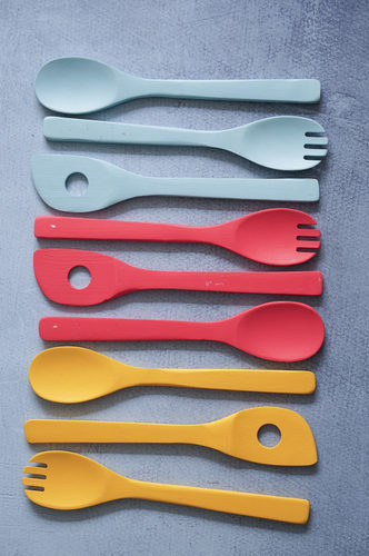 CUCHARAS DE COLORES