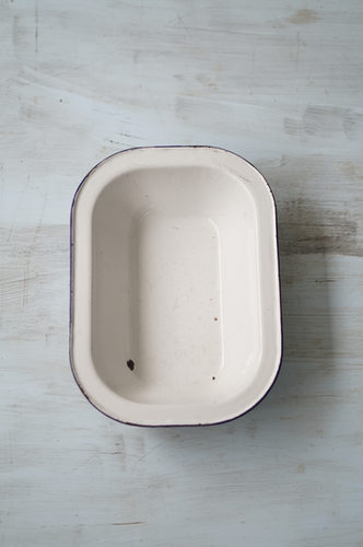 BANDEJA PELTRE GRANDE DISEÑO BLANCA