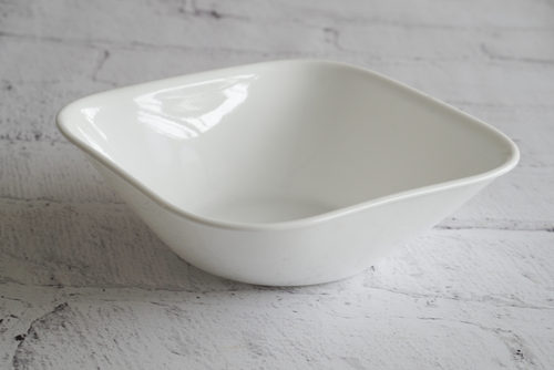 PLATO HONDO LOZA MEDIANO BLANCO CUADRADO