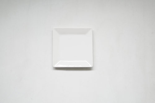 PLATO LOZA PEQUEÑO BLANCO CUADRADO