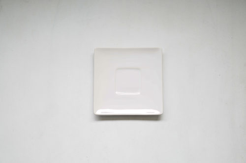 PLATO LOZA PEQUEÑO BLANCO CUADRADO