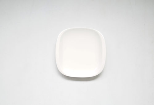 PLATO LOZA PEQUEÑO BLANCO CUADRADO