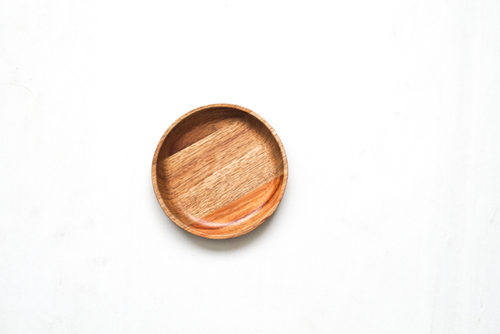 PLATO PEQUEÑO DE MADERA