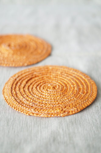 PORTA CALIENTE MIMBRE NARANJA