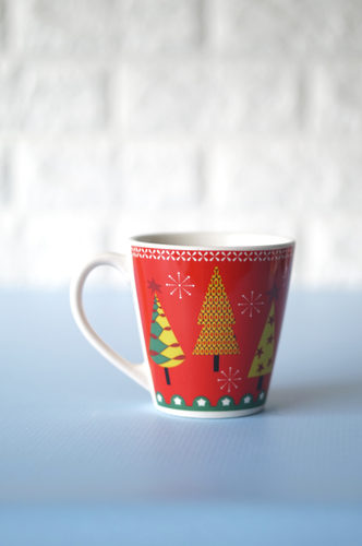 TAZA NAVIDAD ROJA ARBOLES