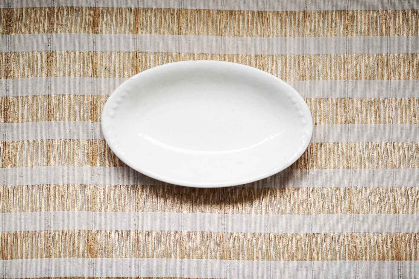 BANDEJA LOZA PEQUEÑA OVALADA DISEÑO