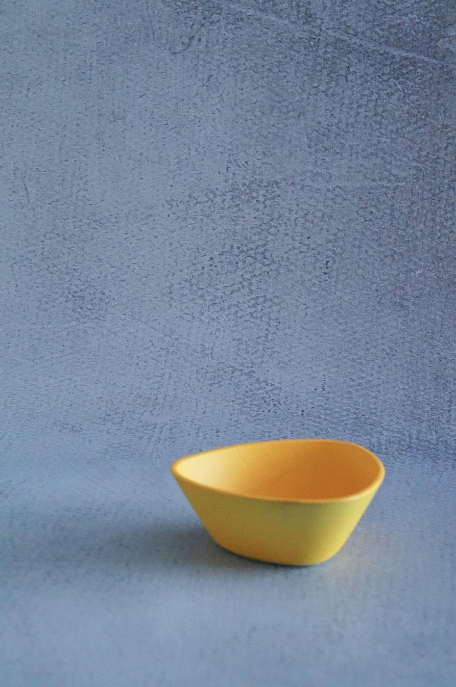 BOWL PLASTICO MEDIANO AMARILLO TRIANGULAR