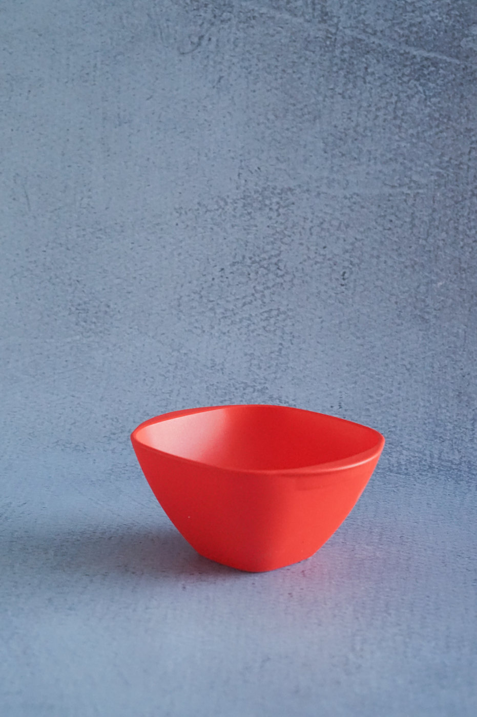 BOWL LOZA MEDIANO ROJO CUADRADO 1