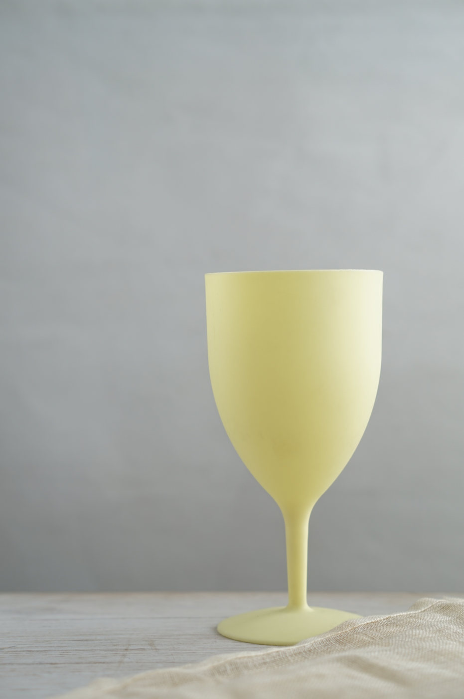 COPA PLASTICO GRANDE AMARILLO