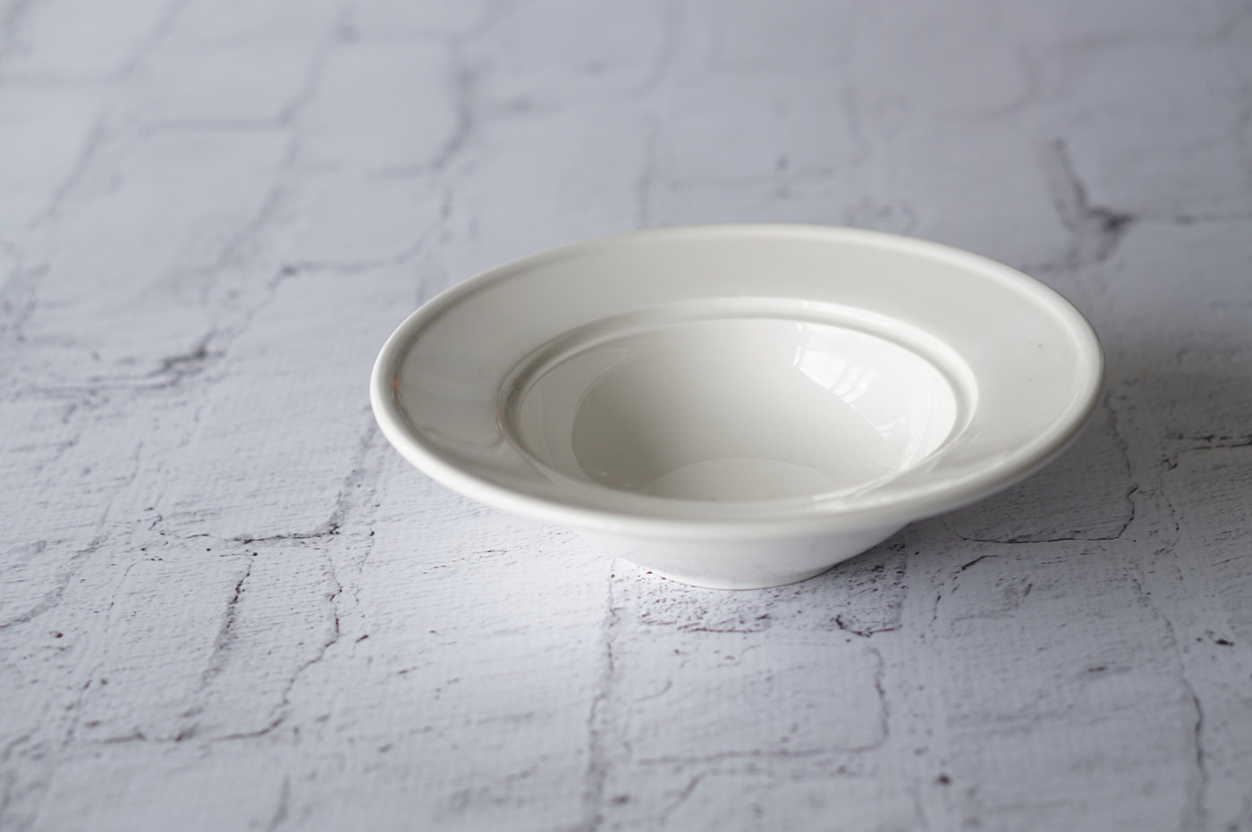 PLATO HONDO LOZA GRANDE BLANCO TEXTURA