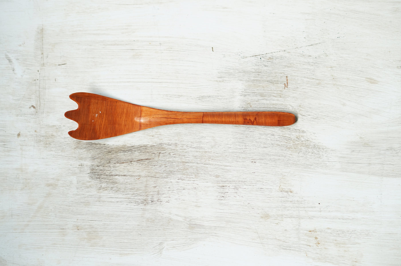 MADERA TENEDOR SERVIR SKU: 63