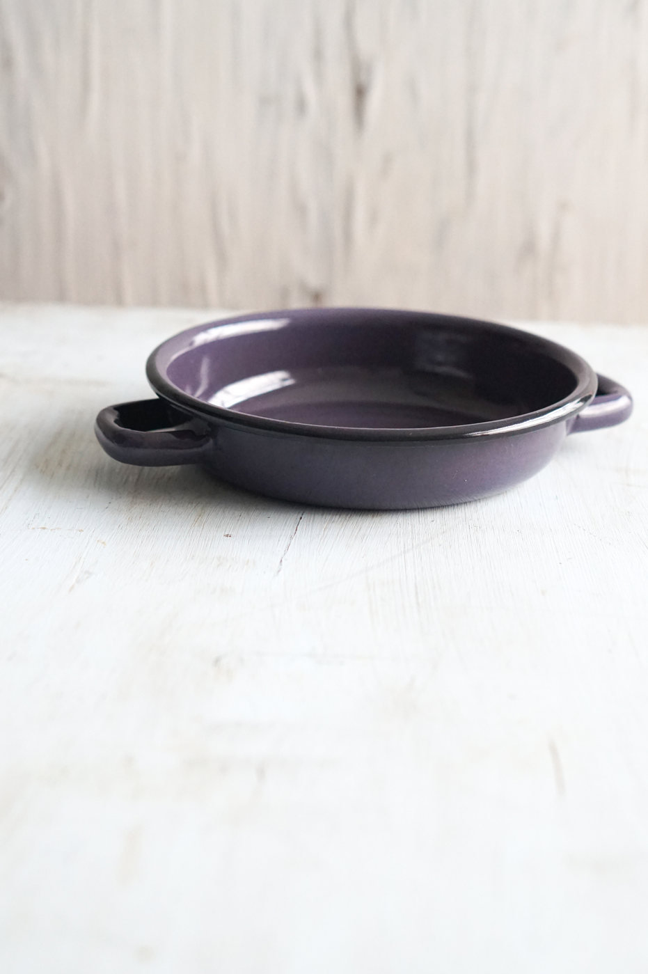CAZUELA PELTRE MEDIANA MORADA OSCURA