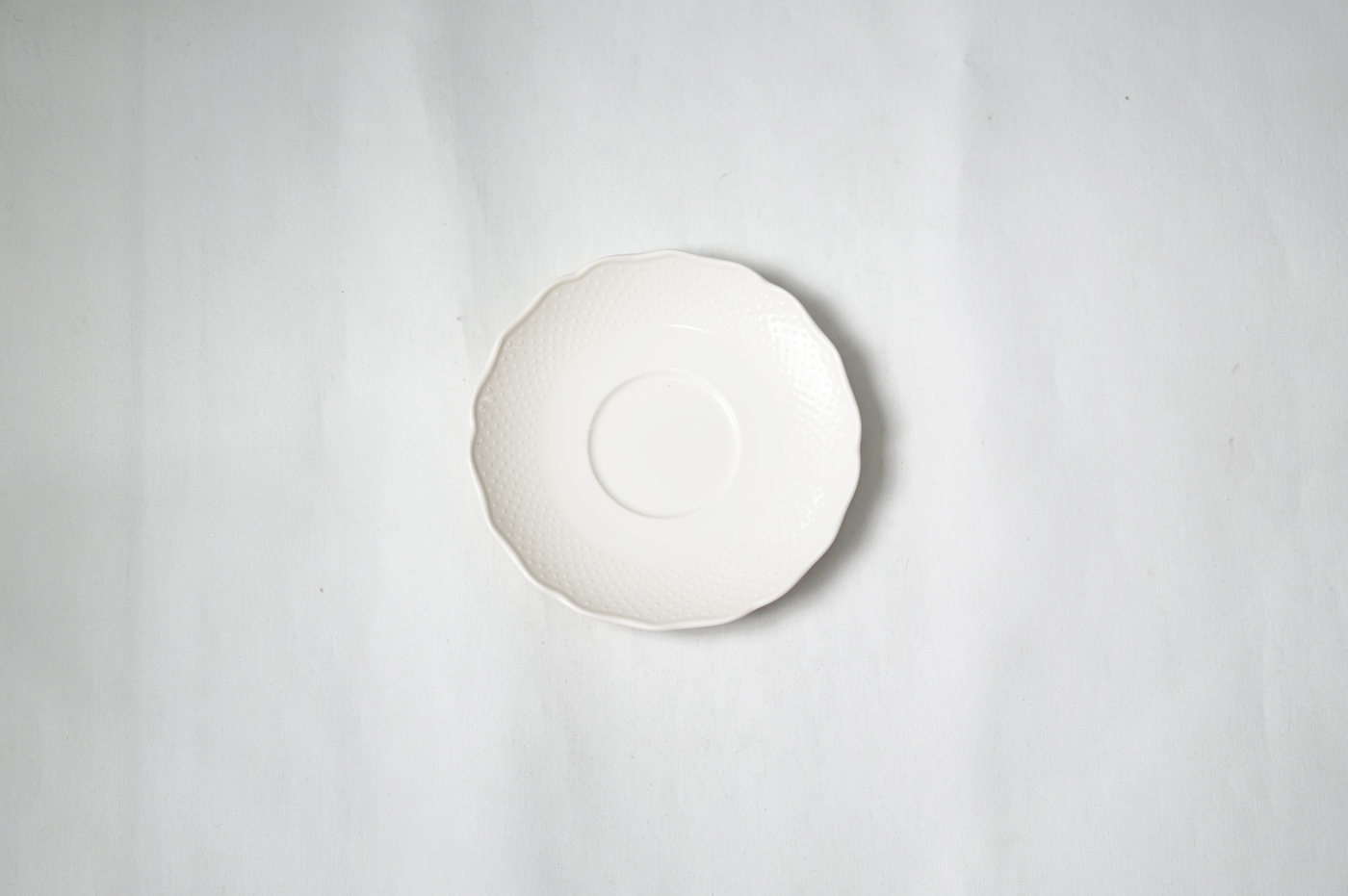 PLATO LOZA PEQUEÑO BLANCO TEXTURA