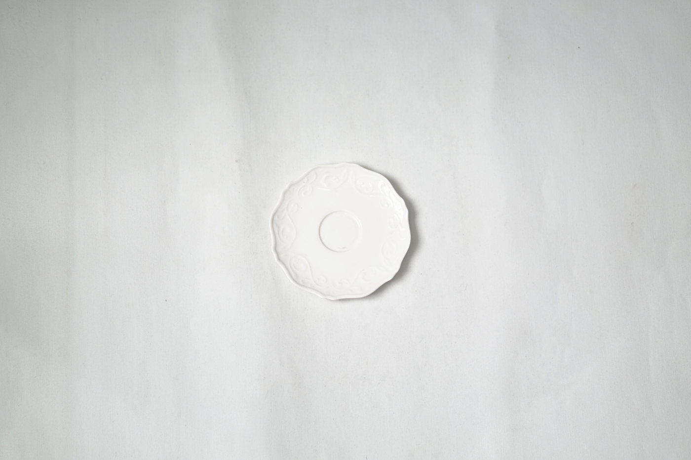 PLATO LOZA PEQUEÑO BLANCO TEXTURA
