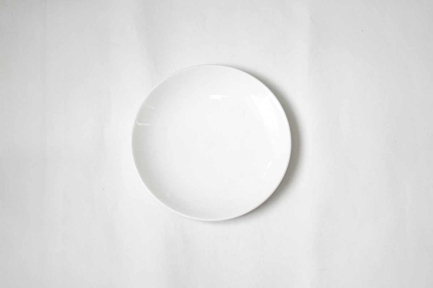 PLATO LOZA MEDIANO BLANCO