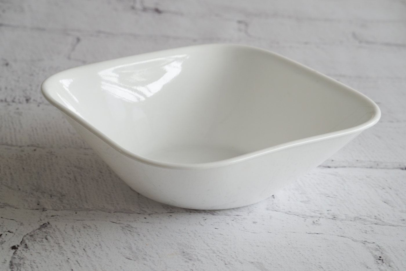 PLATO HONDO LOZA MEDIANO BLANCO CUADRADO