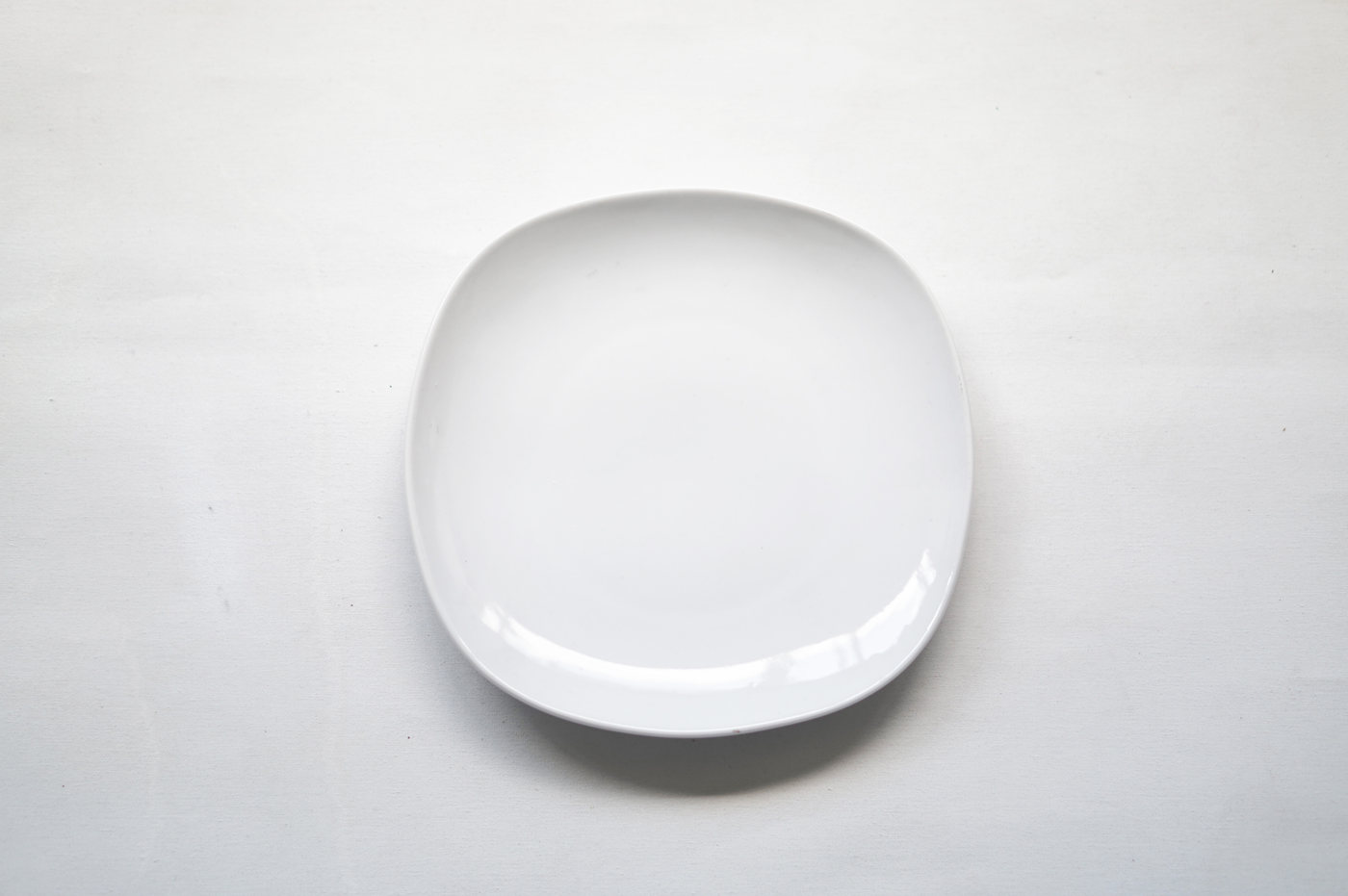 PLATO LOZA MEDIANO BLANCO CUADRADO