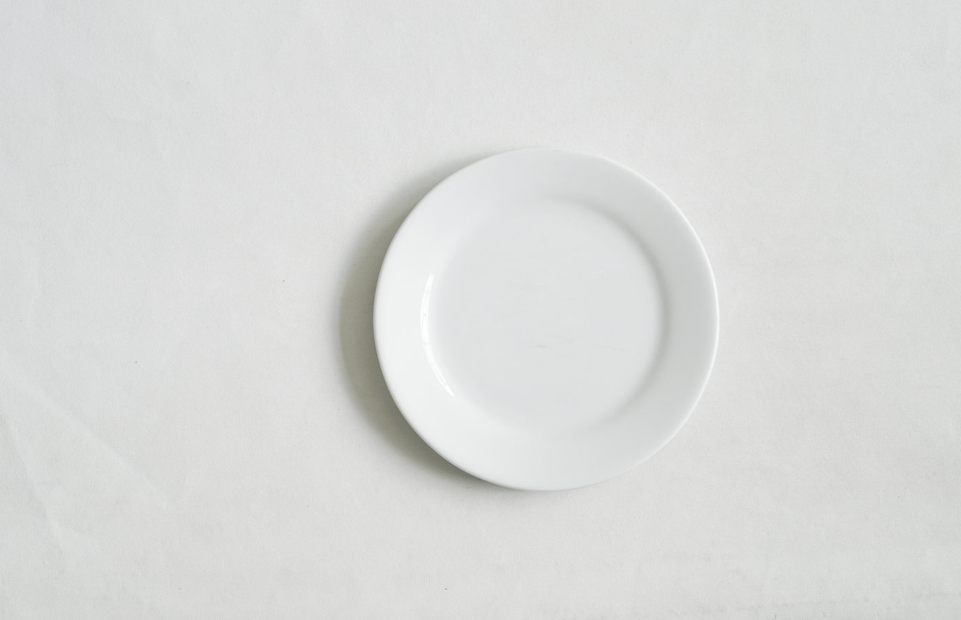 PLATO LOZA MEDIANO BLANCO