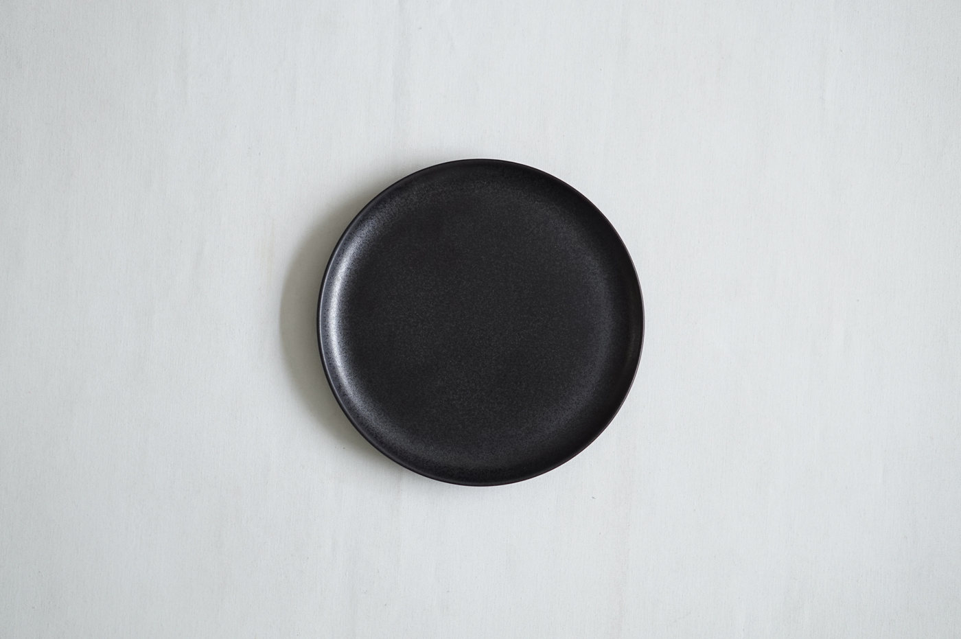 PLATO LOZA MEDIANO NEGRO